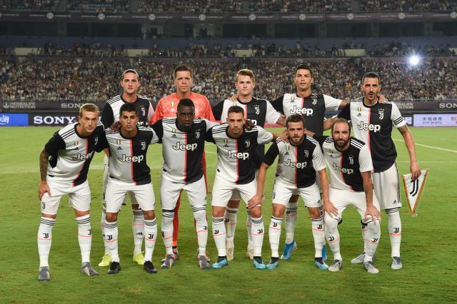 帕尔马官方：铃木彩艳成功接受手指骨折手术；据悉伤缺3个月（帕尔马通报：铃木彩艳手指骨折手术顺利，预计休战约三个月）