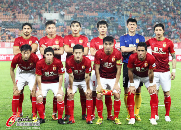 青少年校园马术启蒙：在马背成长中涵养品格（校园马术启蒙：青少年在骑乘中塑造品格）