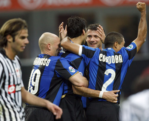 官方：赫伊森、雅克松经纪人巴拉特获2025金童奖最佳经纪人奖（官宣：赫伊森、雅克松经纪人巴拉特当选2025年金童奖最佳经纪人）