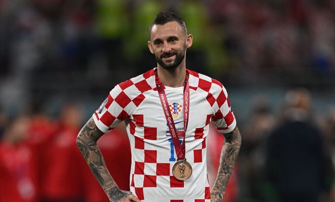 西甲：巴萨4-1大胜瓦伦西亚（西甲：巴塞罗那4-1轻取瓦伦西亚）