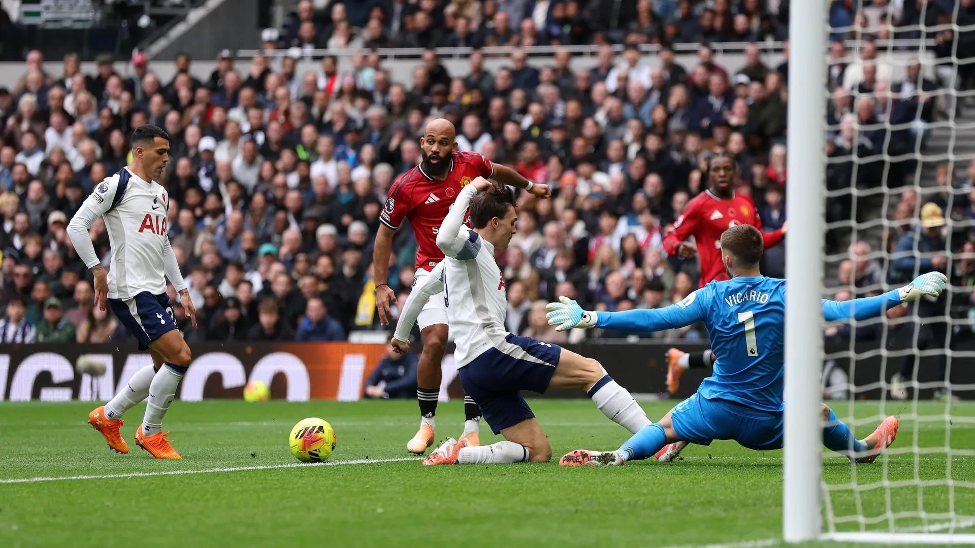 “混合脸谱”挑战来袭🔥是什么照片让小图拉姆笑出屏...（混合脸谱挑战刷屏🔥哪张照片让小图拉姆笑出屏幕？）